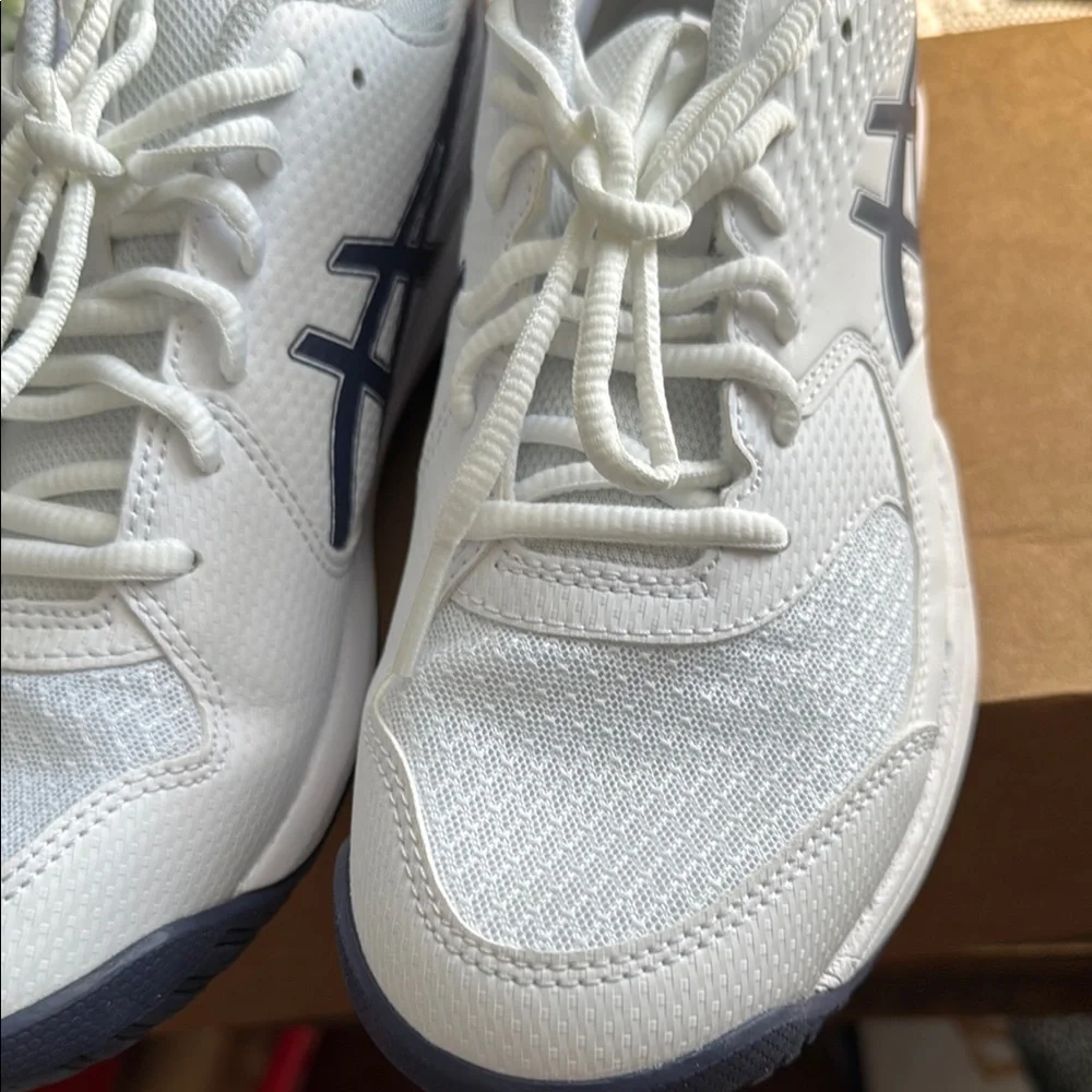 Asics White and Blue Athletic Shoes with Performance Focus
